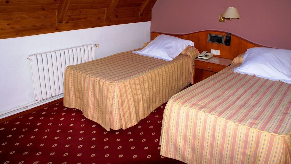 ארטיאס Hotel Edelweiss מראה חיצוני תמונה
