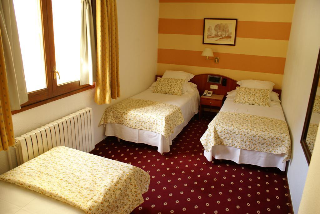 ארטיאס Hotel Edelweiss חדר תמונה